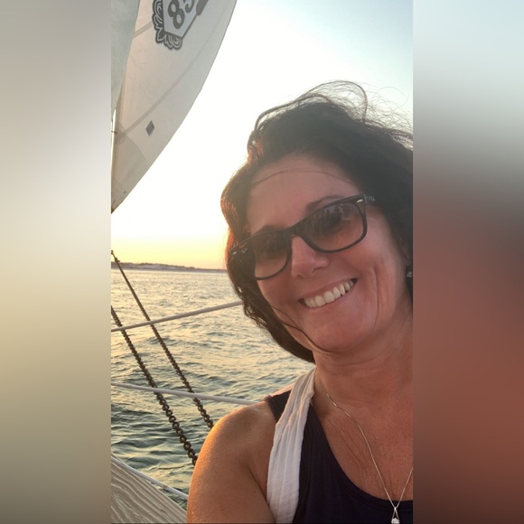 Meet your Posher, Bobby - Picture 2 of 14